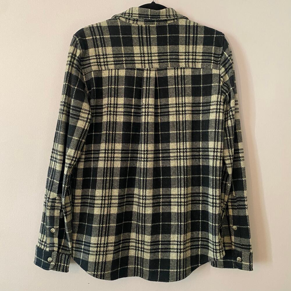 NWT Faherty Navy Cream Legend Sweater Shirt Button Down Women's size Medium - Picture 7 of 10